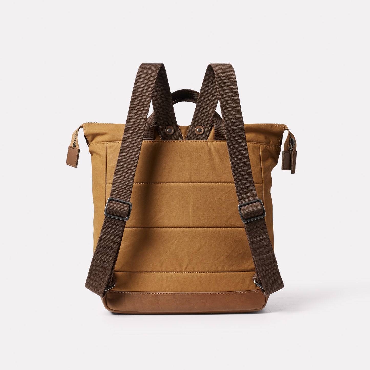 Frances Waxed Cotton Backpack in Chert