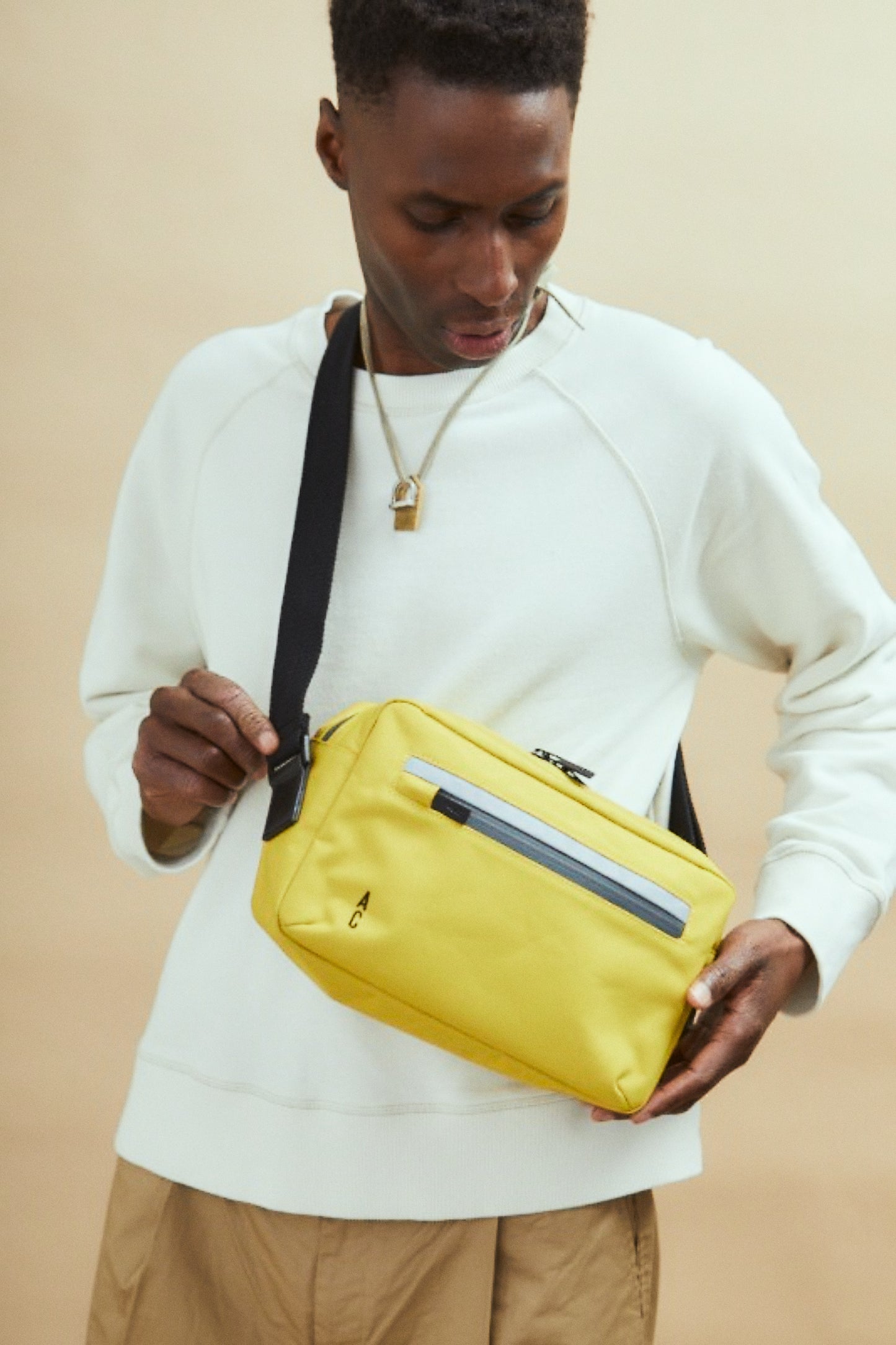 Hotspur Travel Cycle Recycled Crossbody Bag in Lemon