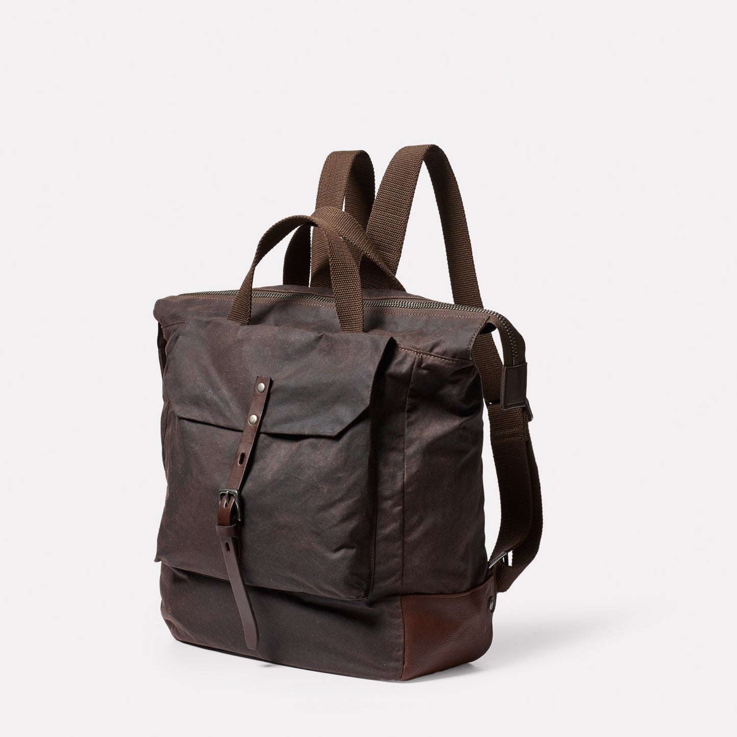 Frances Waxed Cotton Backpack in Bog
