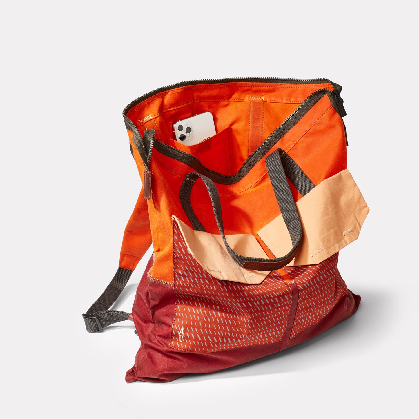 Hank WUW Waxed Cotton Backpack in Earth