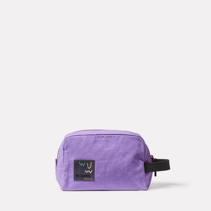 Simon Waxed Cotton Washbag in Lilac