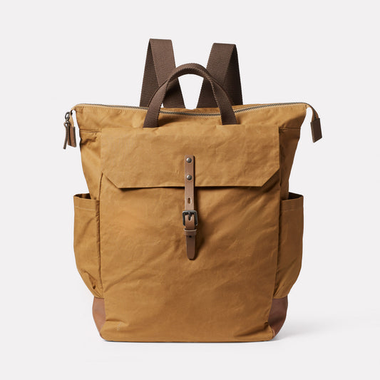 Fin Waxed Cotton Backpack in Chert