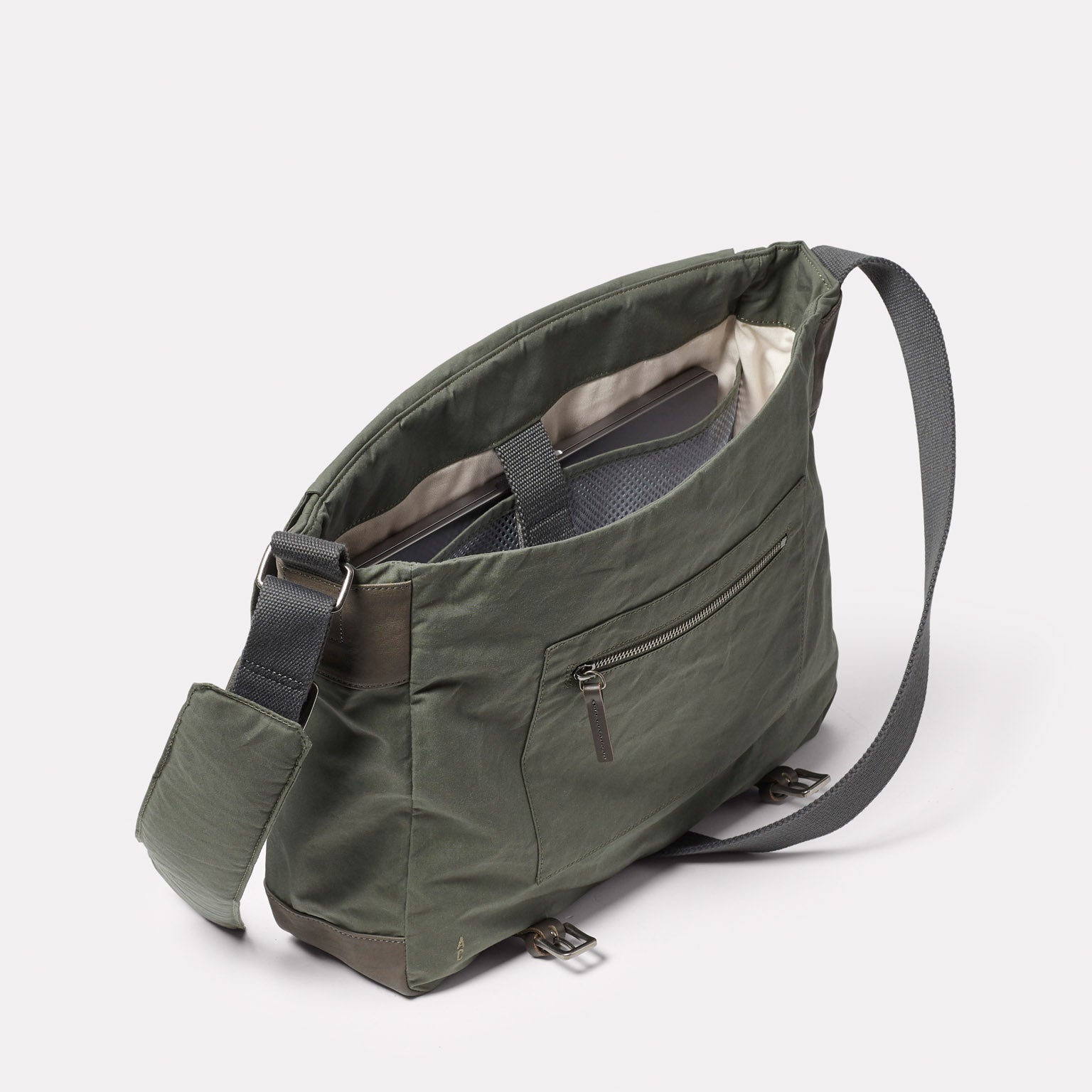 Jeremy Large Waxed Cotton Crossbody Satchel in Olive
