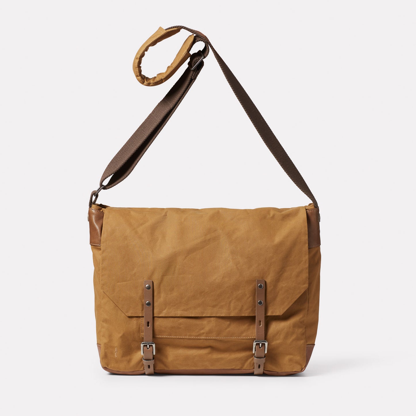 Jeremy Large Waxed Cotton Crossbody Satchel in Chert