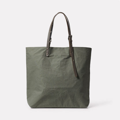 Natalie Waxed Cotton Tote in Olive