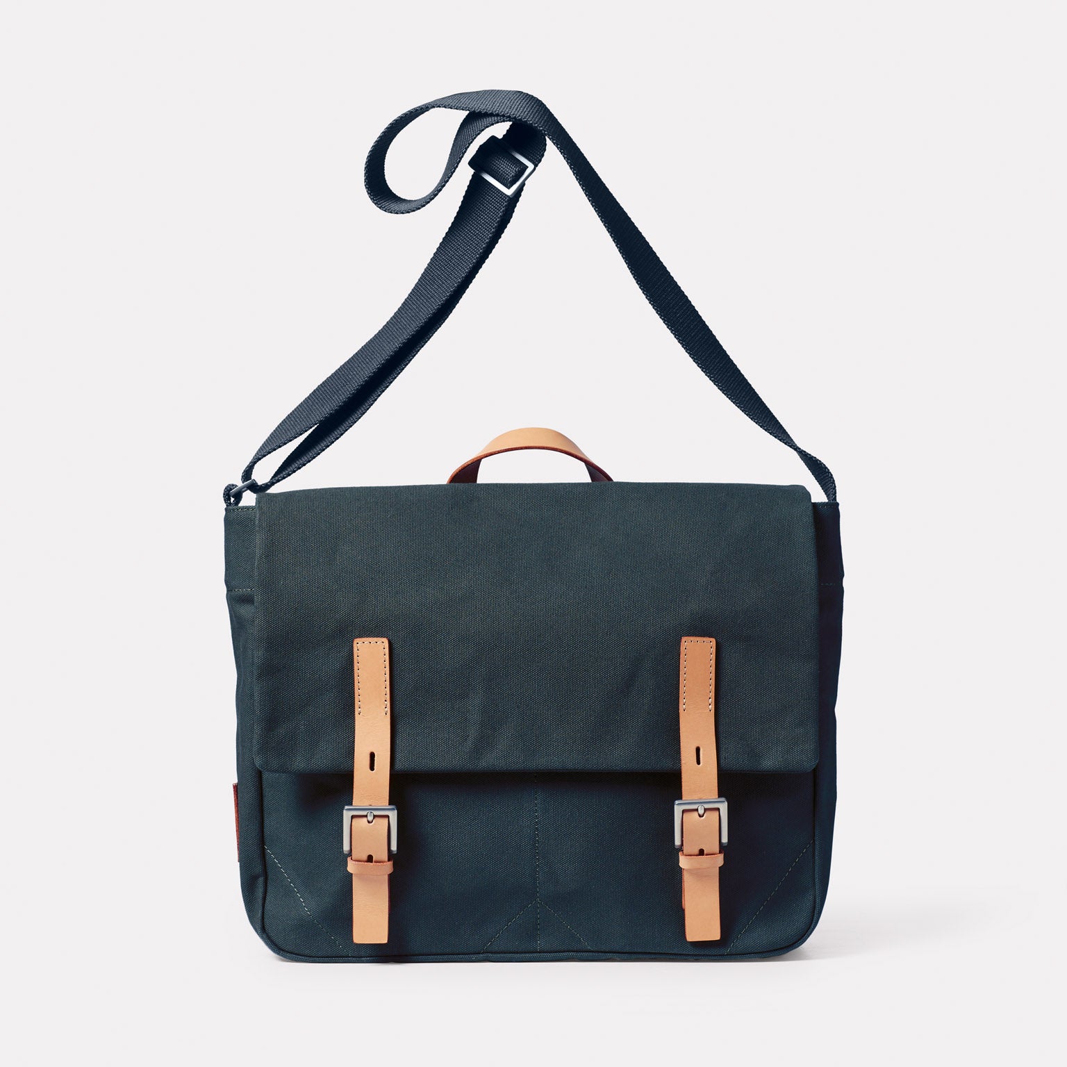 Cable Large Crossbody Satchel Bag in Navy