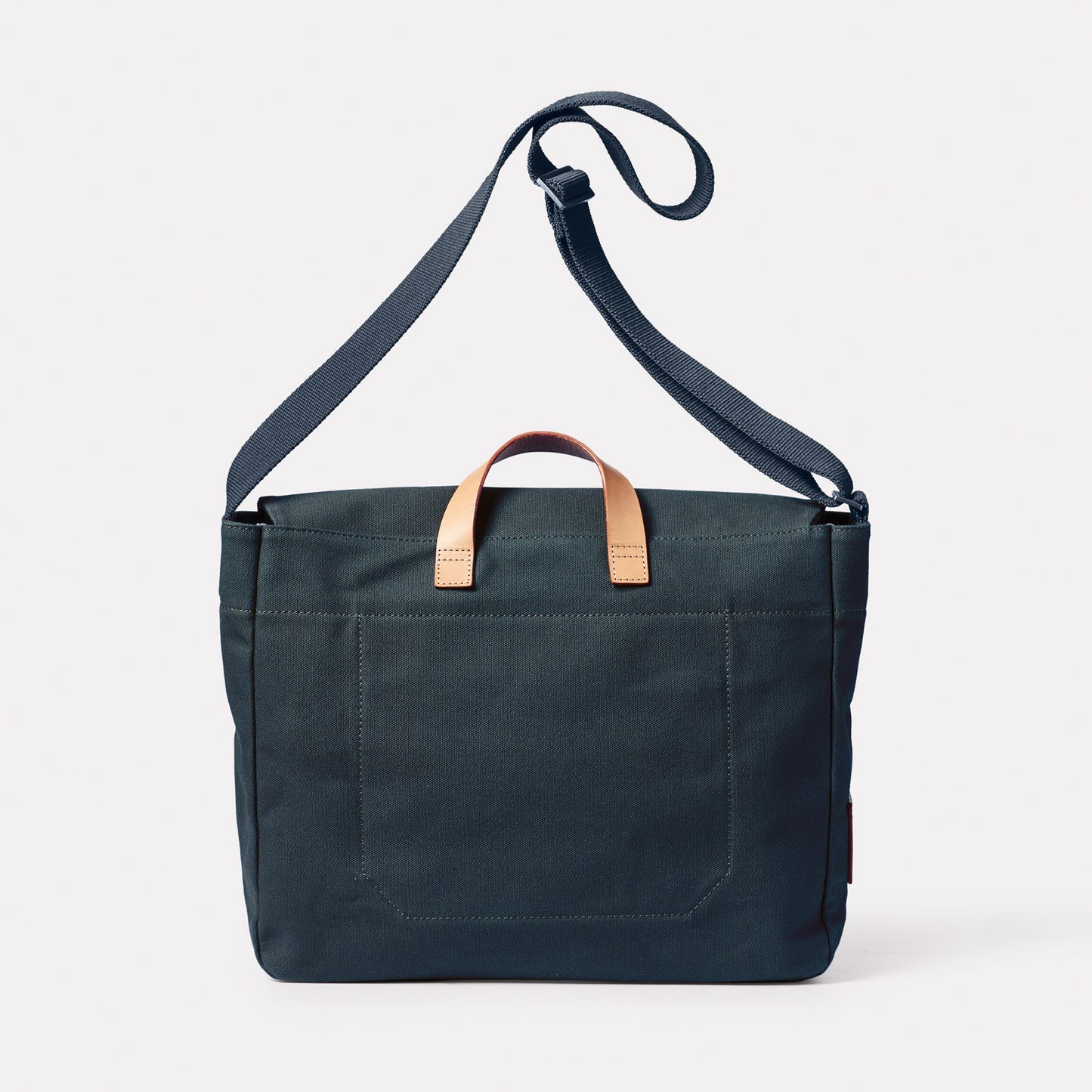Cable Large Crossbody Satchel Bag in Navy