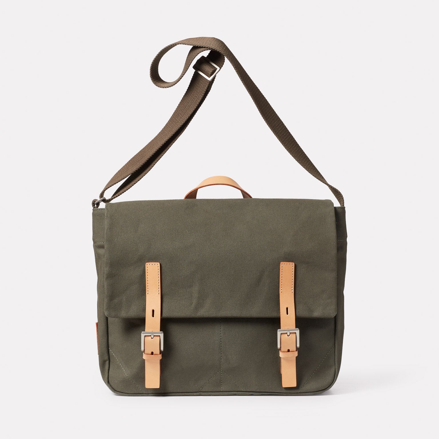 Cable Large Crossbody Satchel Bag in Olive