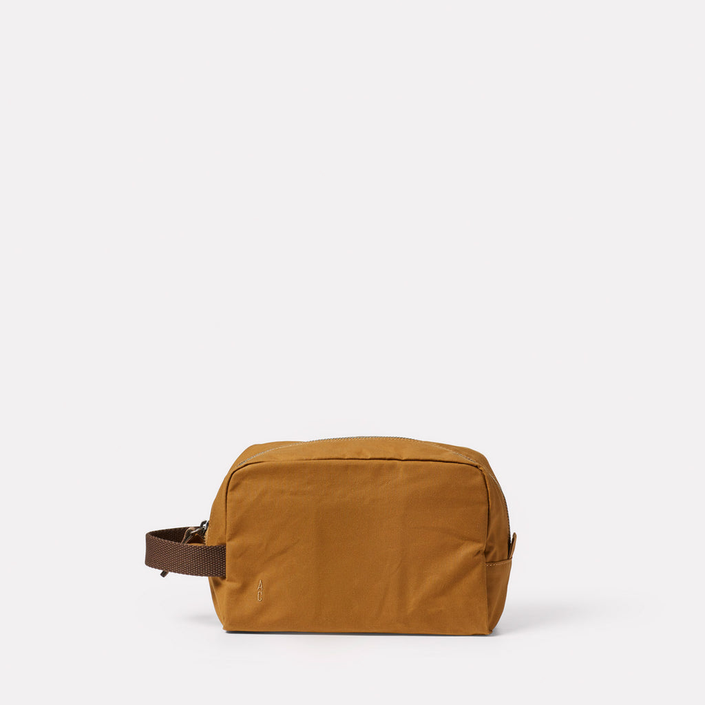 Simon Waxed Cotton Washbag in Chert