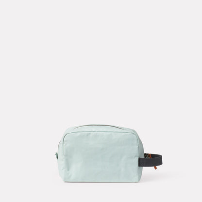 Simon Waxed Cotton Washbag in Iceberg