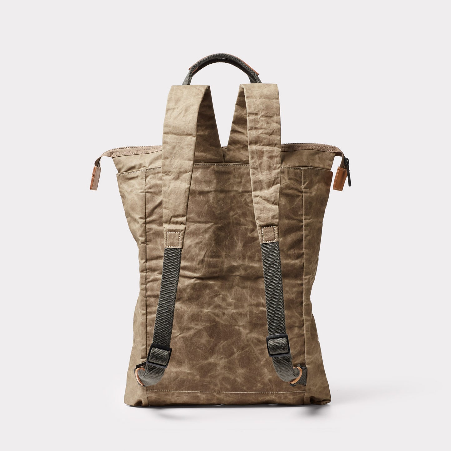 Harry WUW Waxed Cotton Backpack in Mint