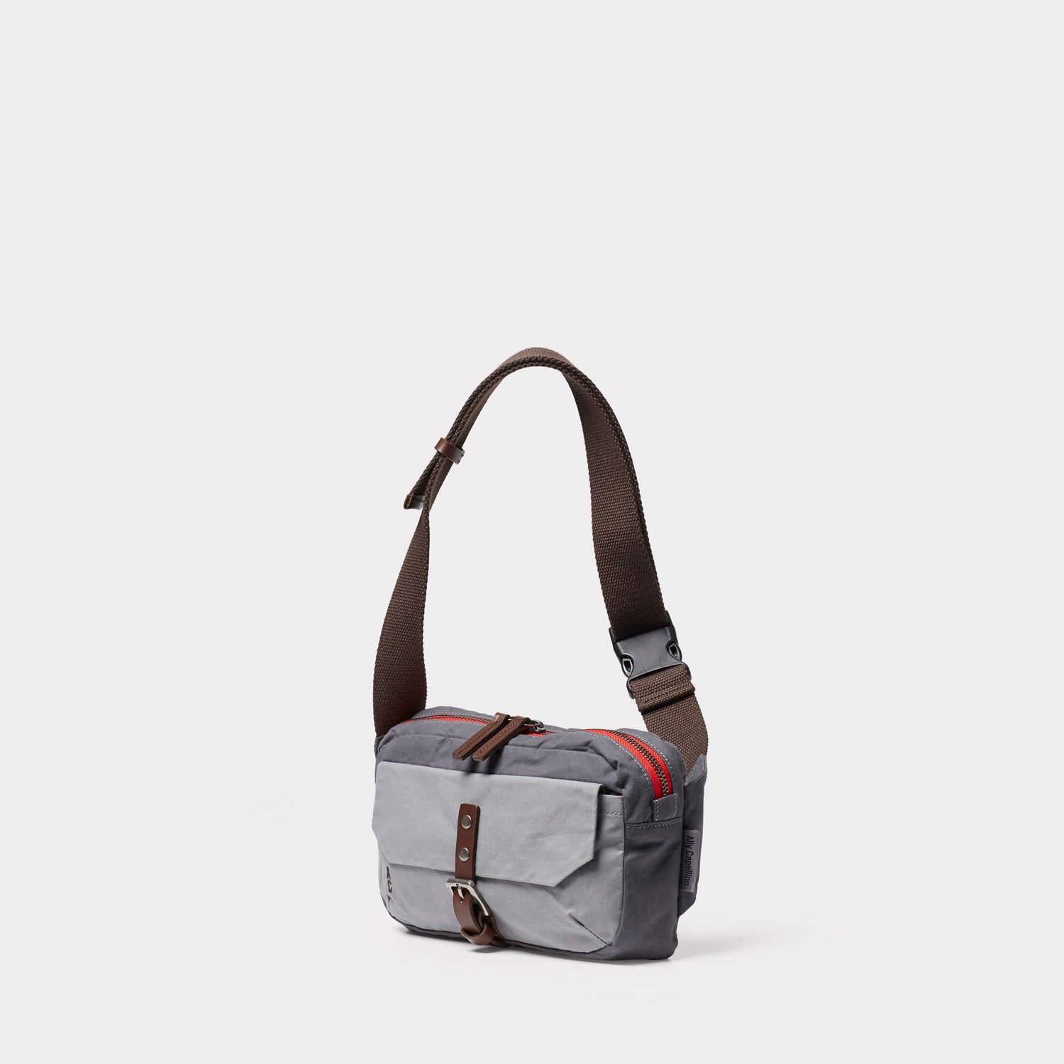 Fela Waxed Cotton Bumbag in Tarmac