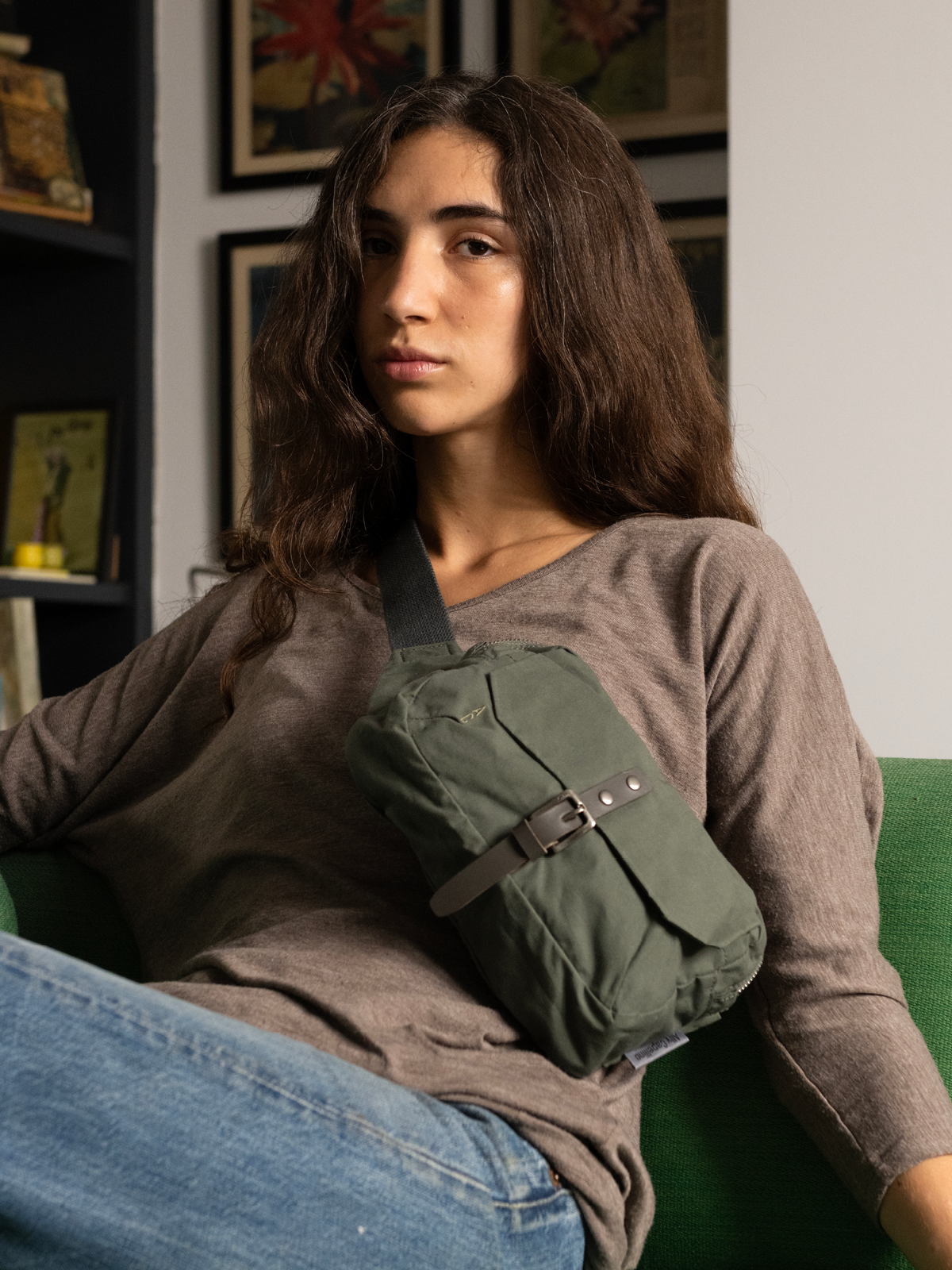 Fela Waxed Cotton Bumbag in Olive