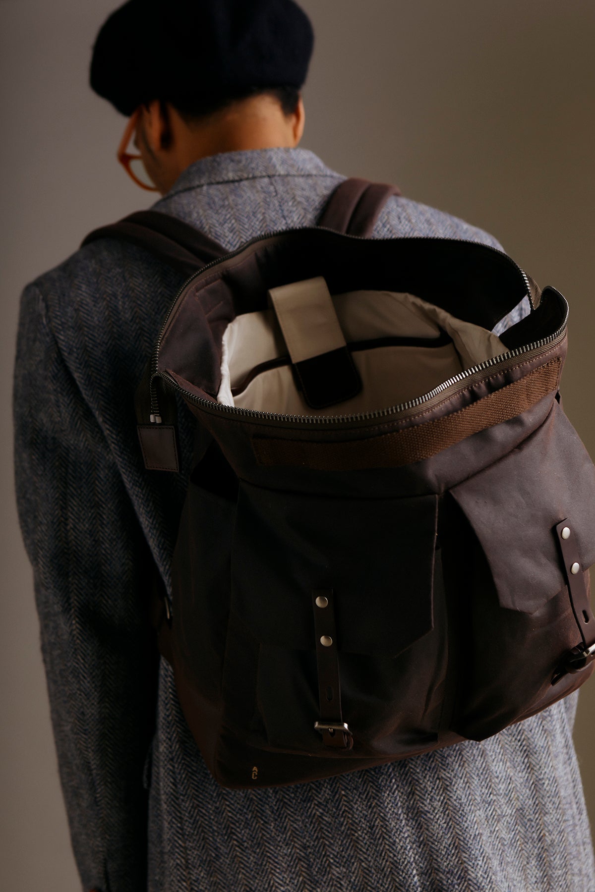 Frank Large Waxed Cotton Backpack in Bog