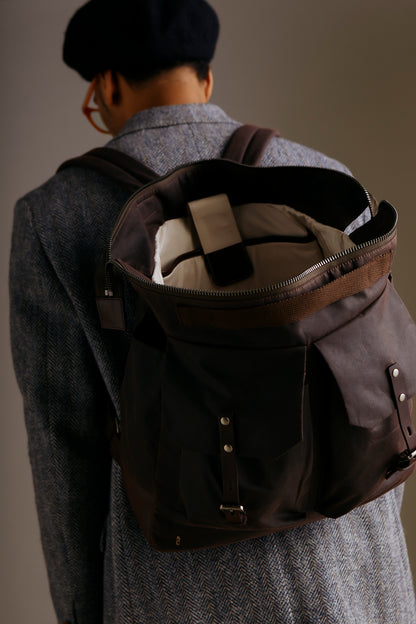 Frank Large Waxed Cotton Backpack in Bog