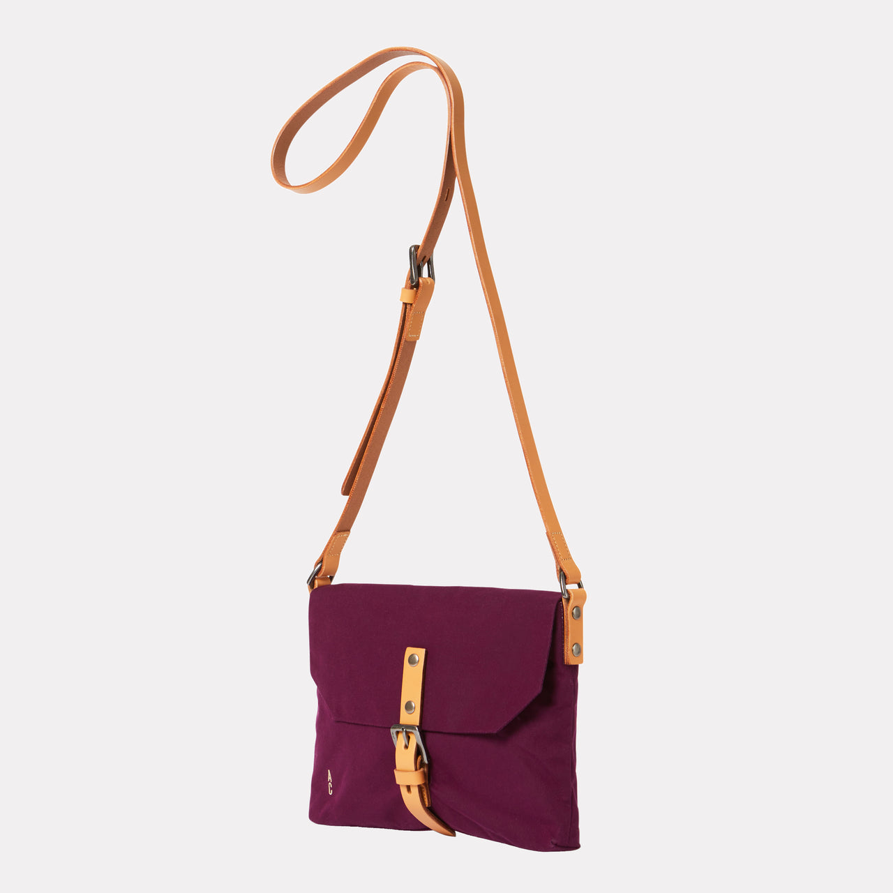Friday WUW,  Waxed Cotton crossbody bag in Wine