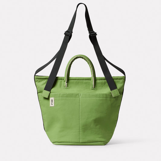 Hadley Hemp Crossbody Bucket Bag in Grass