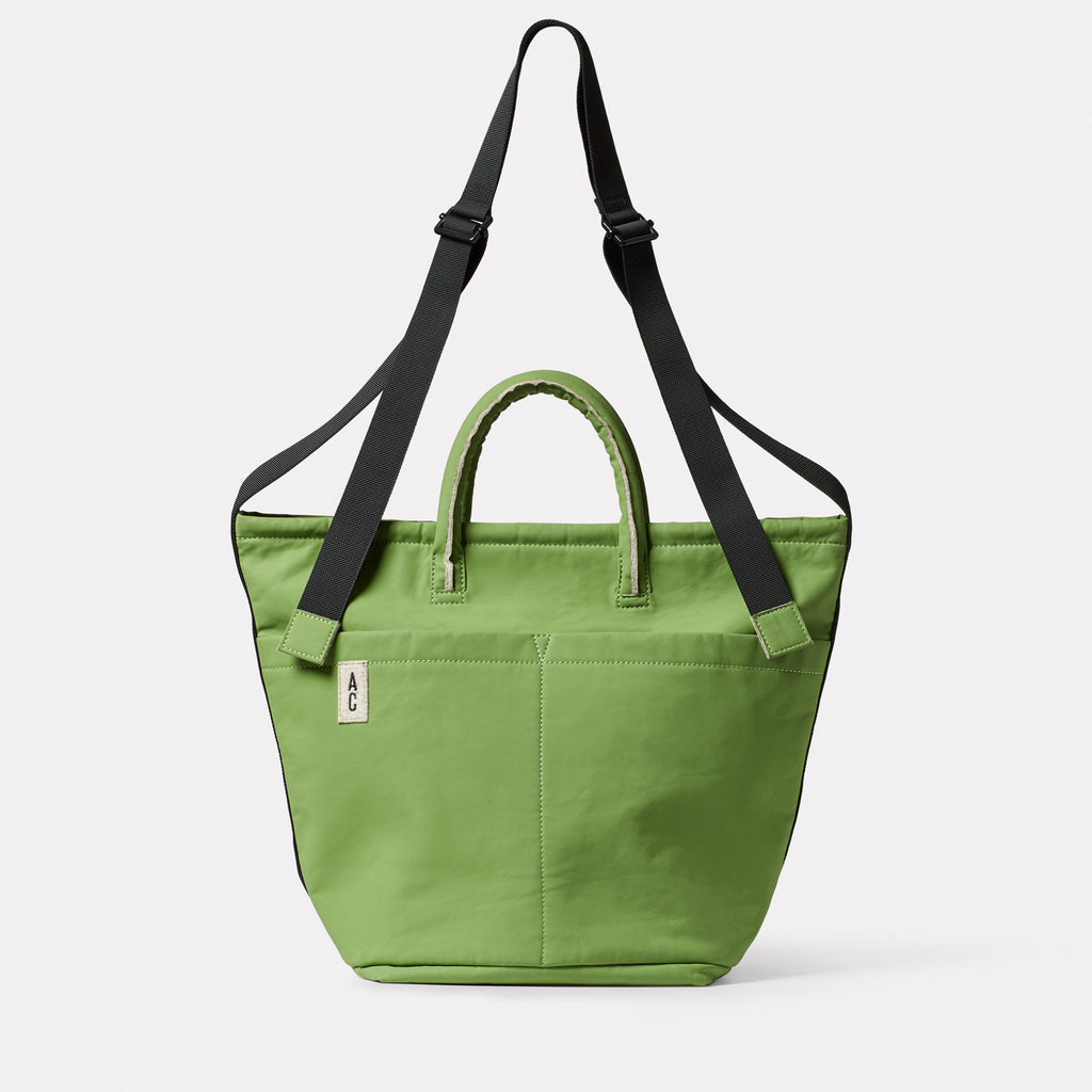 Hadley Hemp Crossbody Bucket Bag in Grass