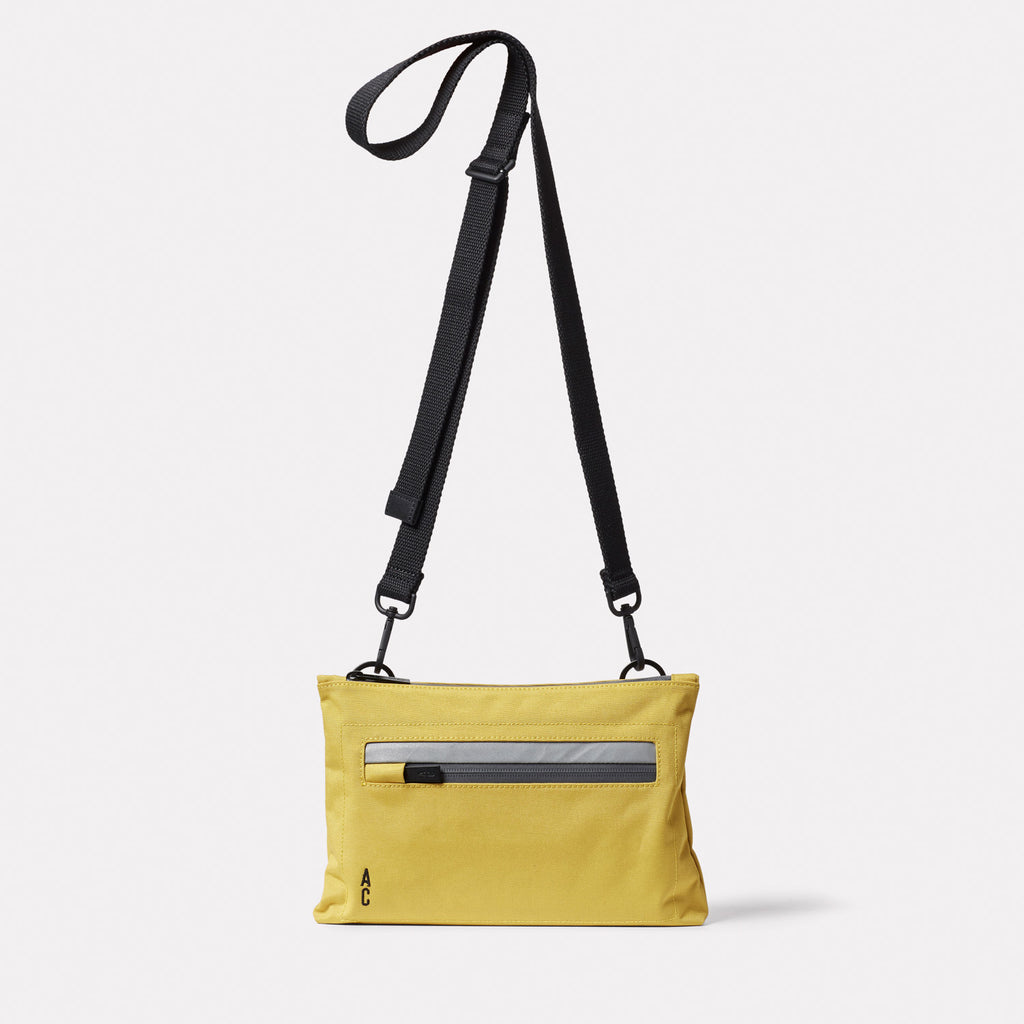 Herb Travel Cycle Crossbody Bag in Lemon
