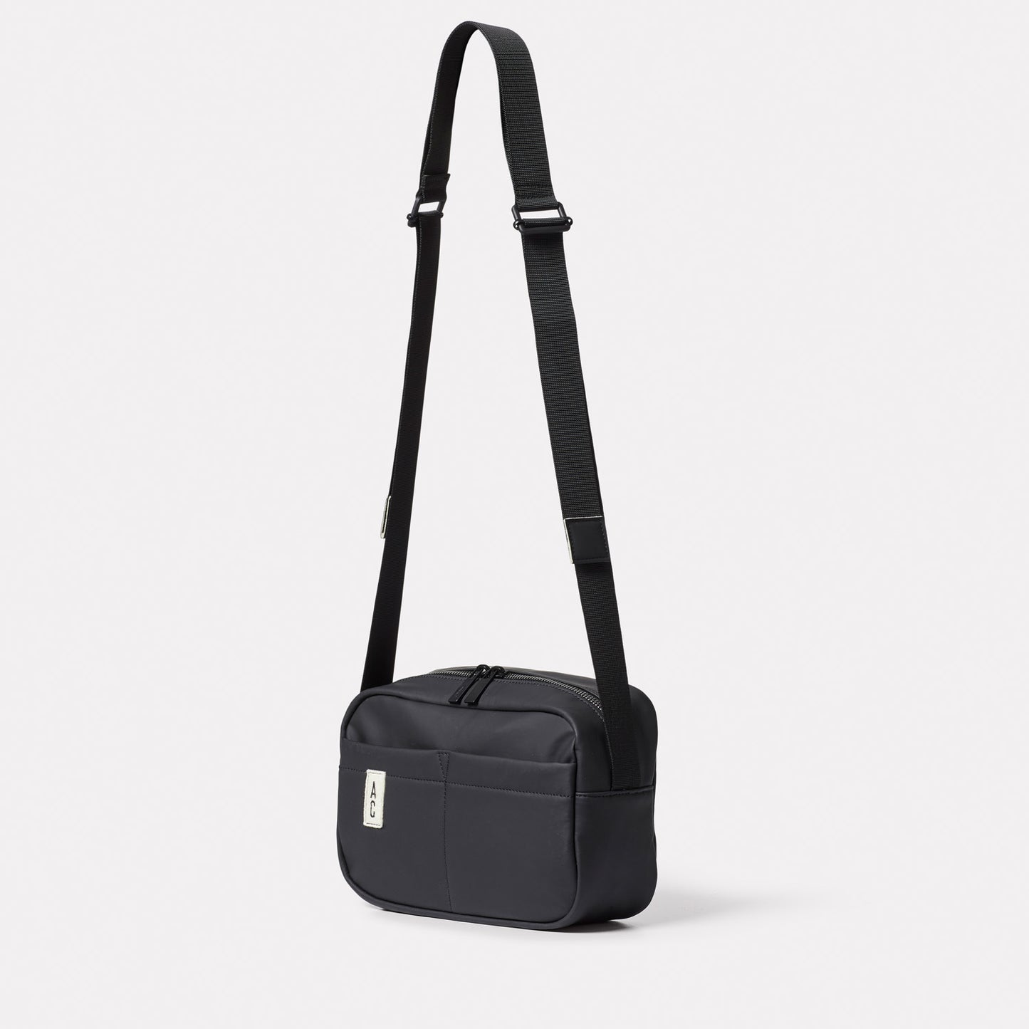 Hinge Hemp Crossbody Bag in Black