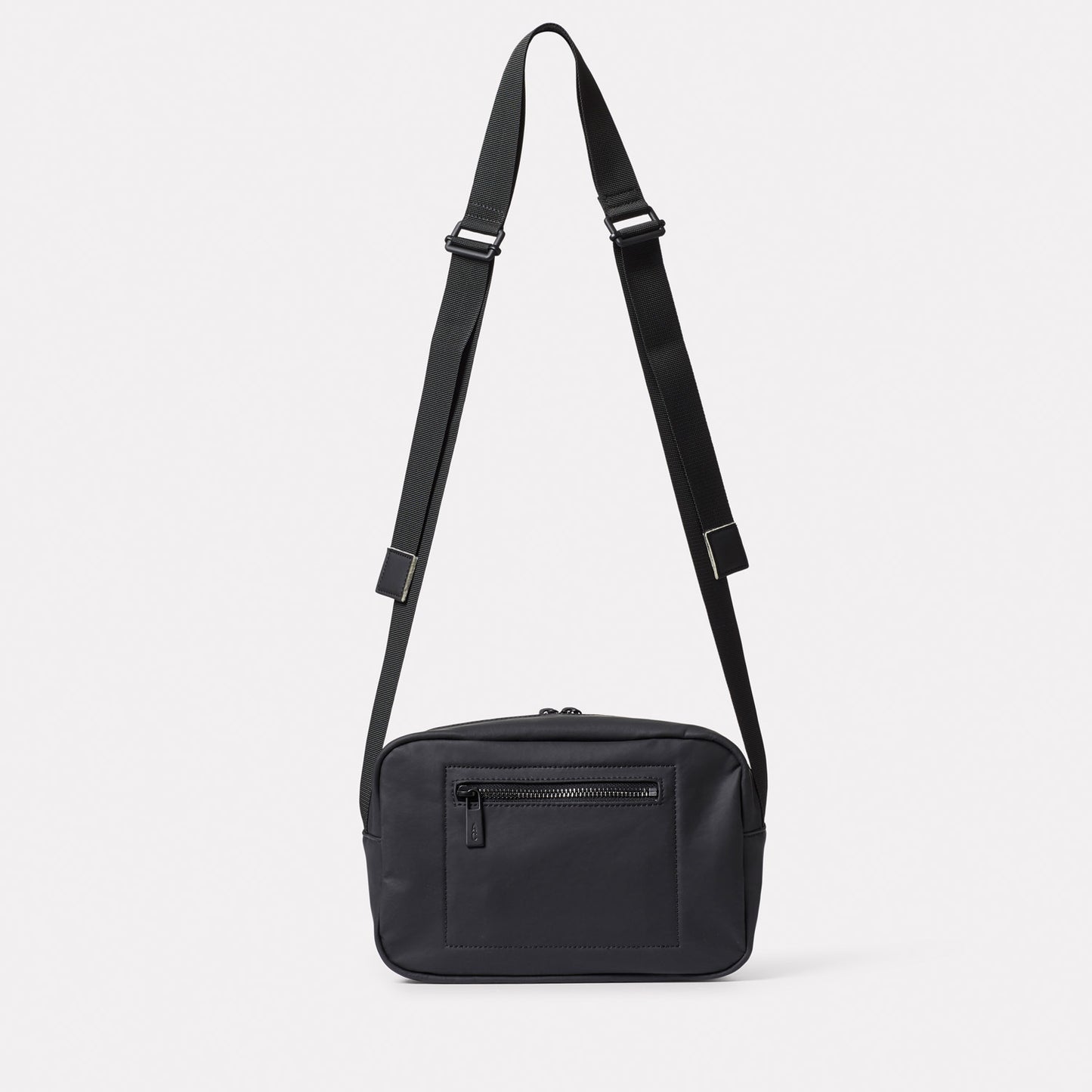 Hinge Hemp Crossbody Bag in Black