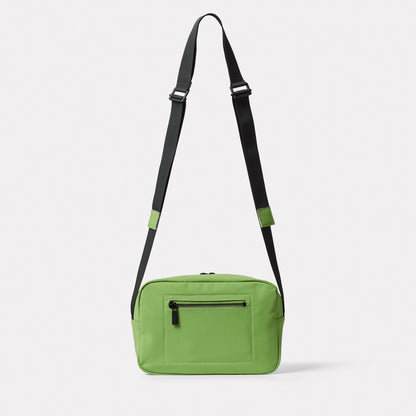 Hinge Hemp Crossbody Bag in Grass