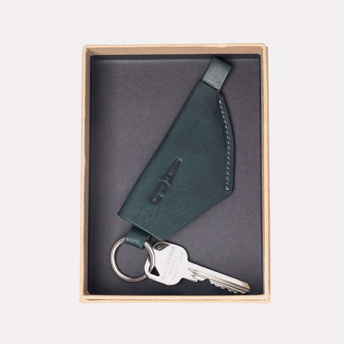 Kenneth Leather Key Holder in Ivy