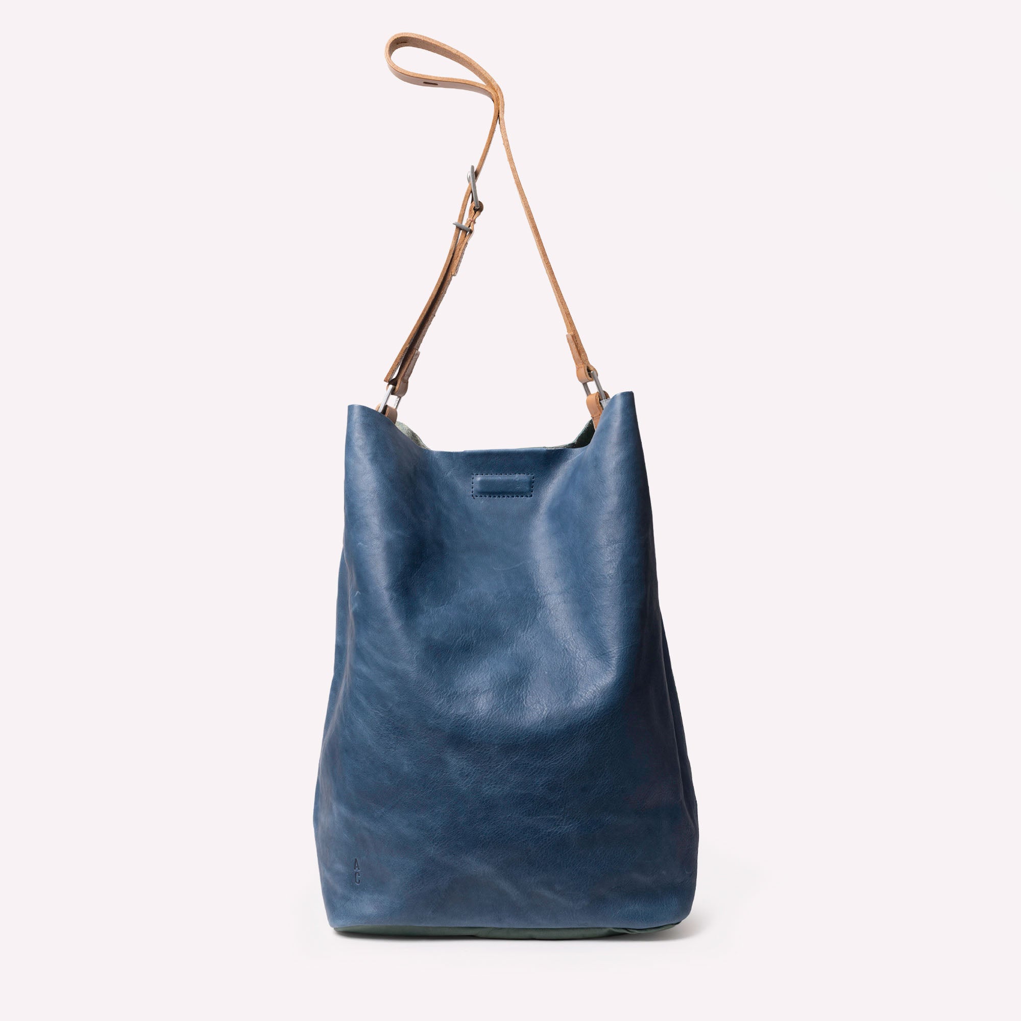 Lloyd Large Ebor Leather Bucket Bag in Blue/Green