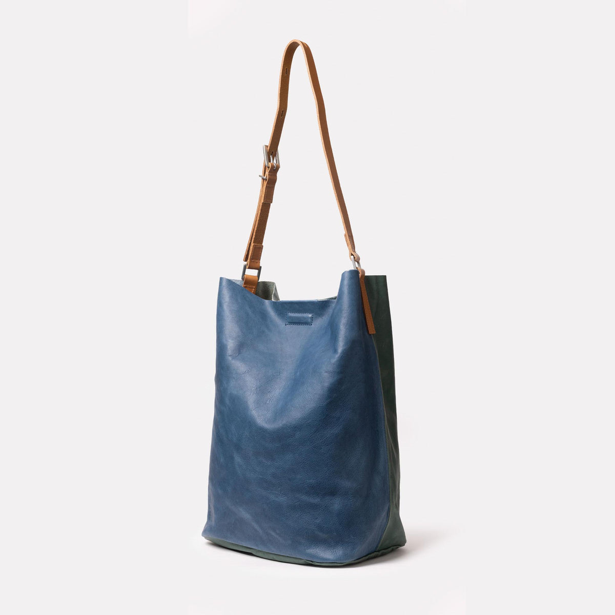 Lloyd Large Ebor Leather Bucket Bag in Blue/Green
