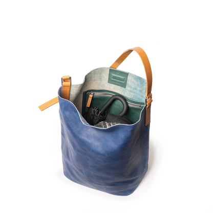 Lloyd Large Ebor Leather Bucket Bag in Blue/Green