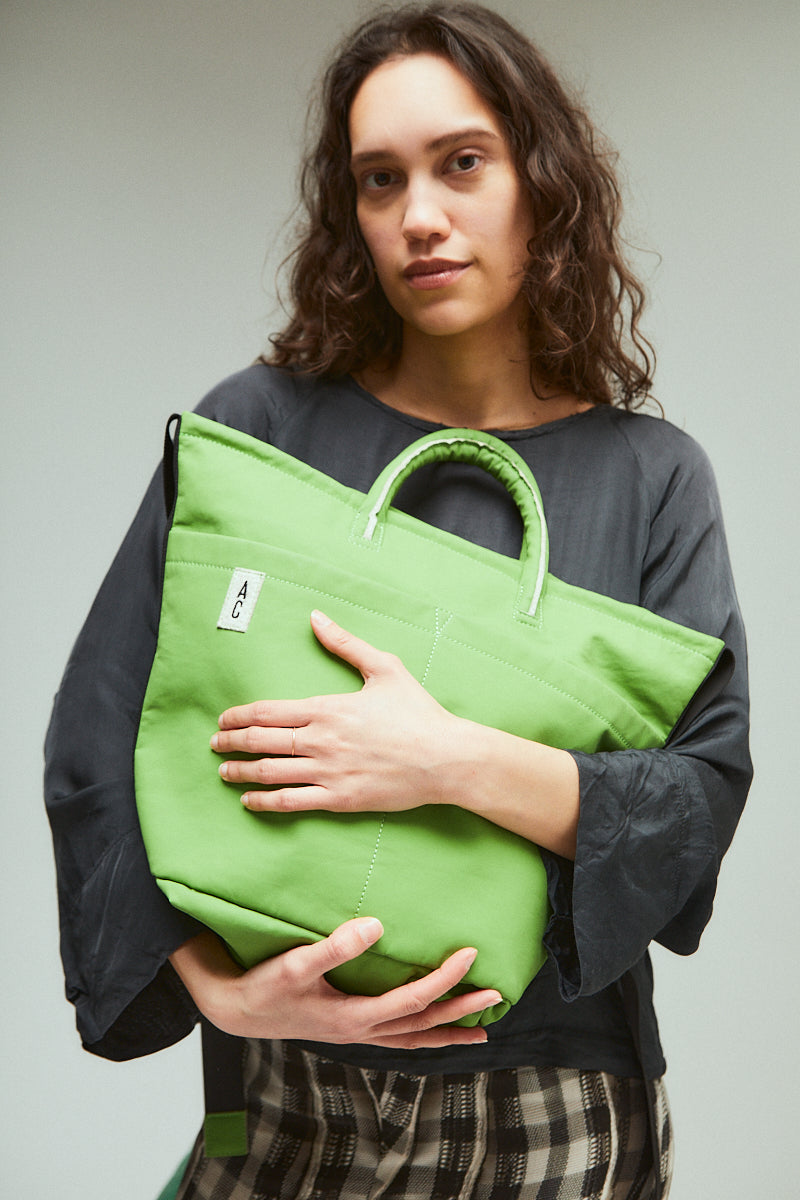 Hadley Hemp Crossbody Bucket Bag in Grass