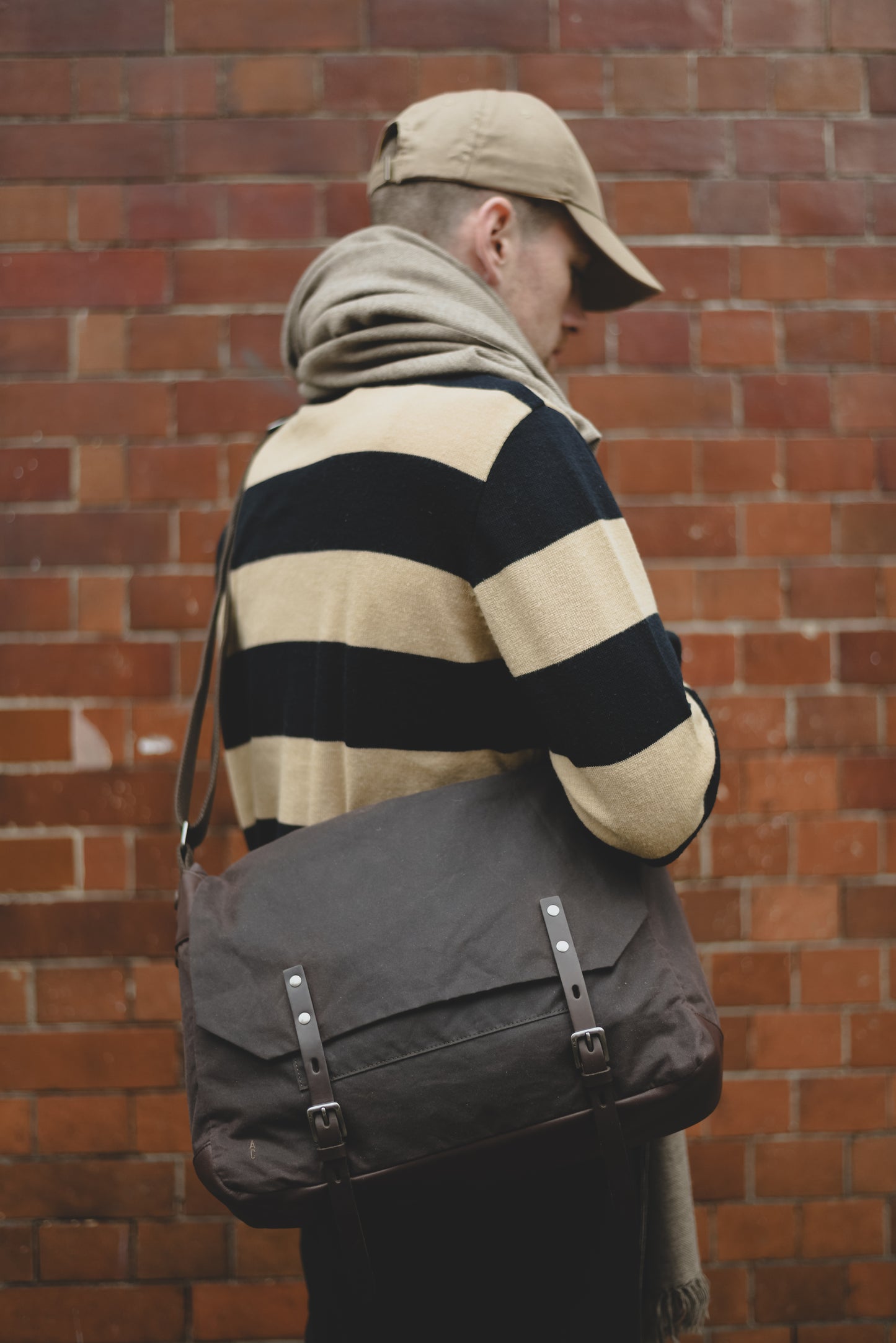 Jeremy Large Waxed Cotton Crossbody Satchel in Bog