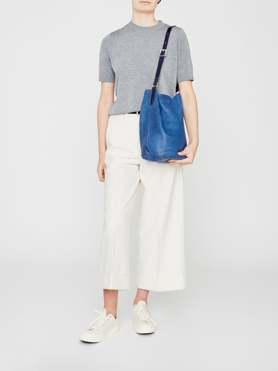 Lloyd Small Calvert Leather Bucket Bag in Navy