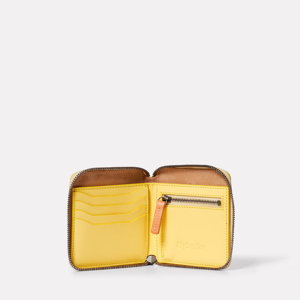 Axel Leather Zip Round Wallet in Yellow
