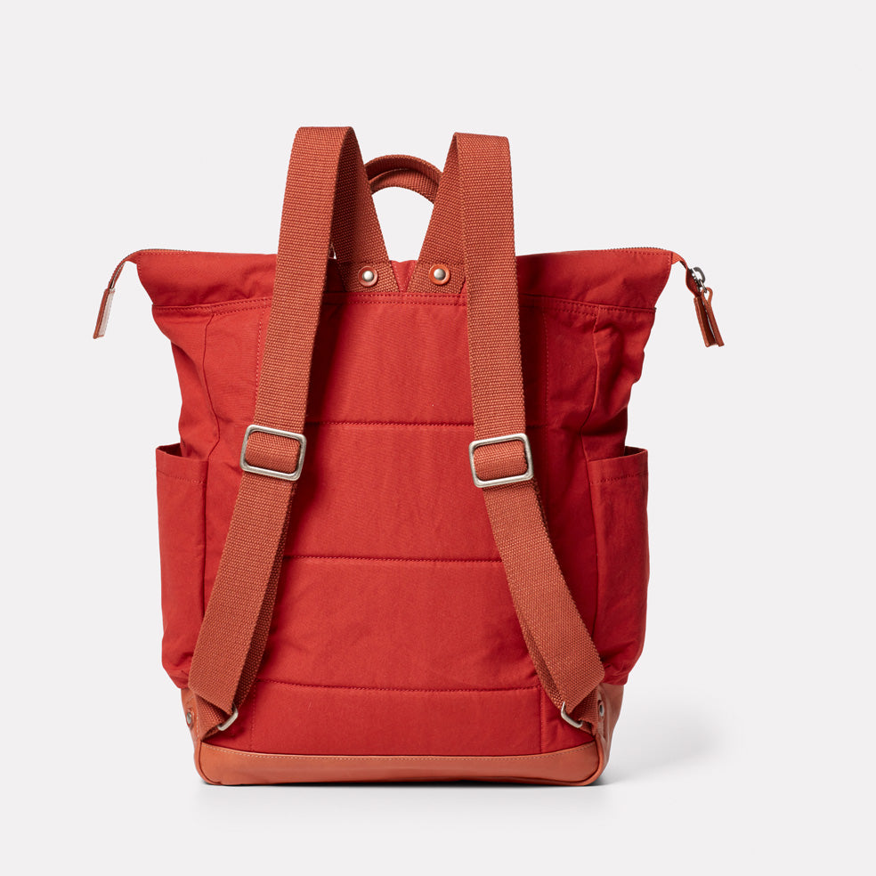 Fin Waxed Cotton Rucksack in Brick