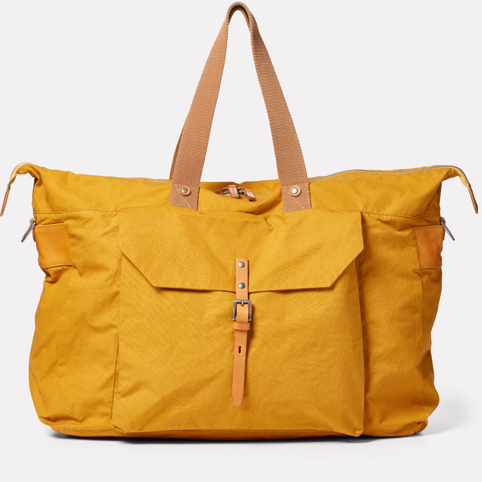 Freddie Waxed Cotton Holdall in Cumin