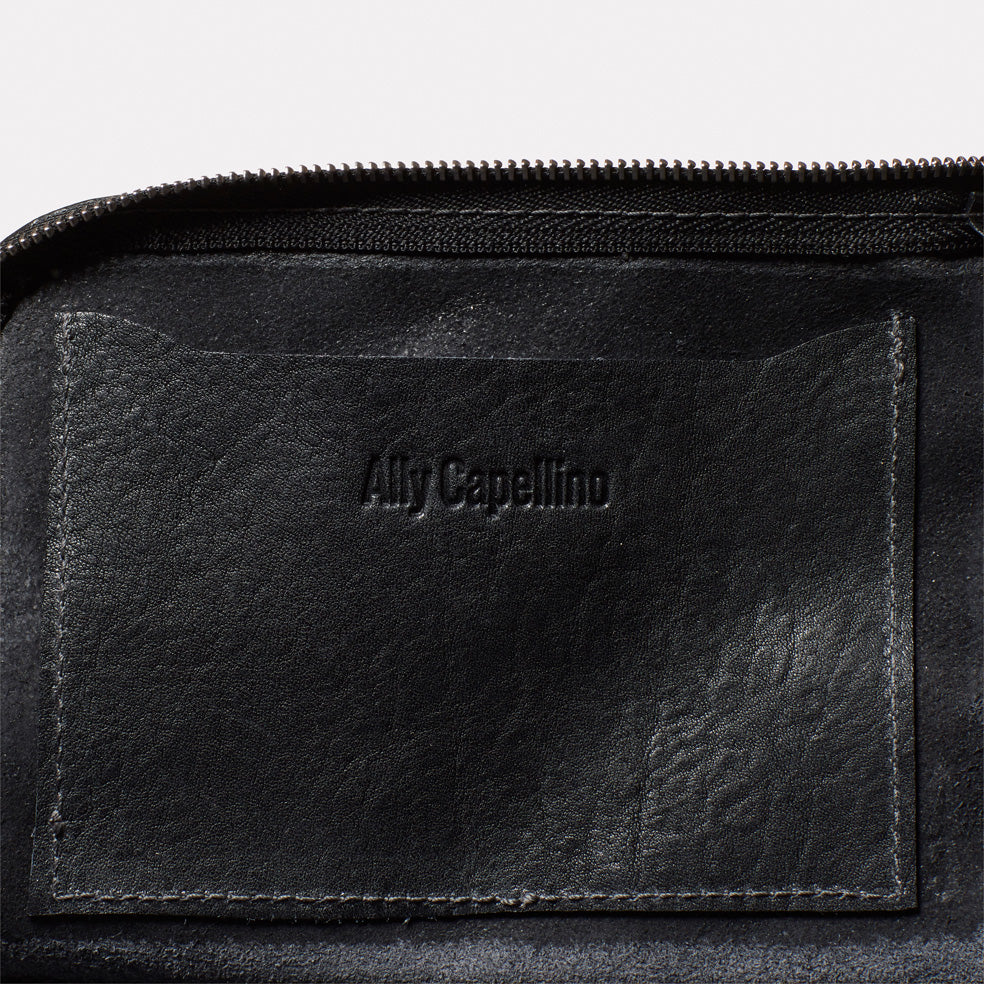 Hocker Medium Leather Purse in Old Black