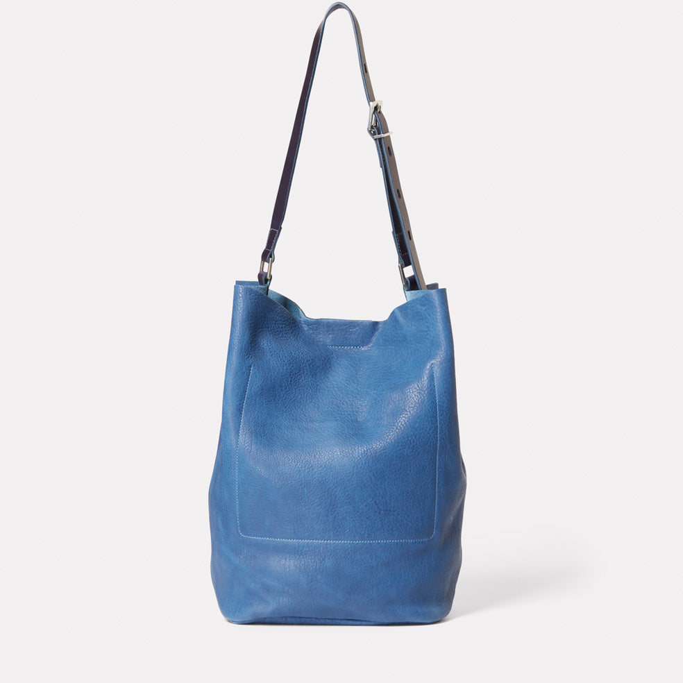 Lloyd Calvert Leather Bucket Bag in Navy