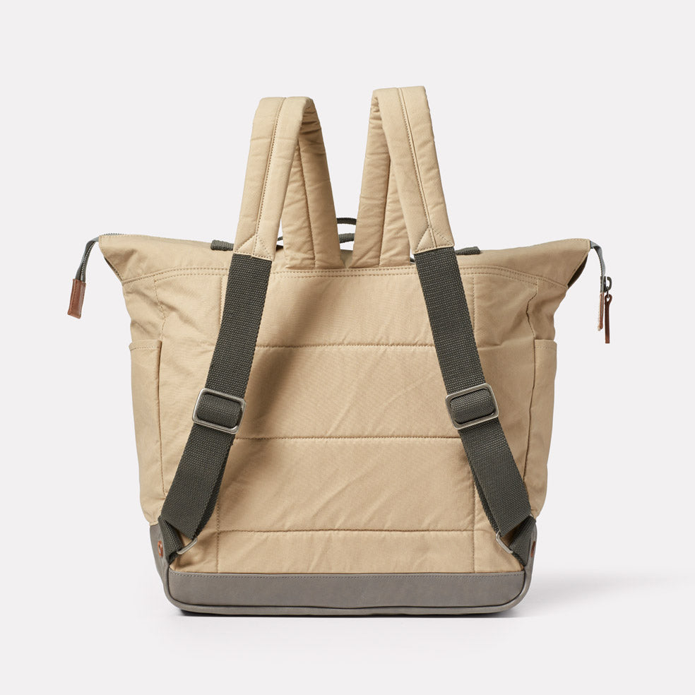 Frank Large Waxed Cotton Backpack in Putty