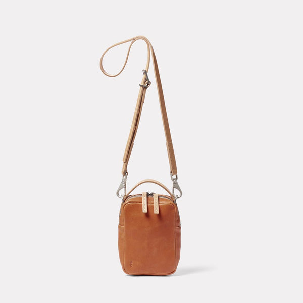 Hurley Calvert Leather Crossbody Bag in Tan Front