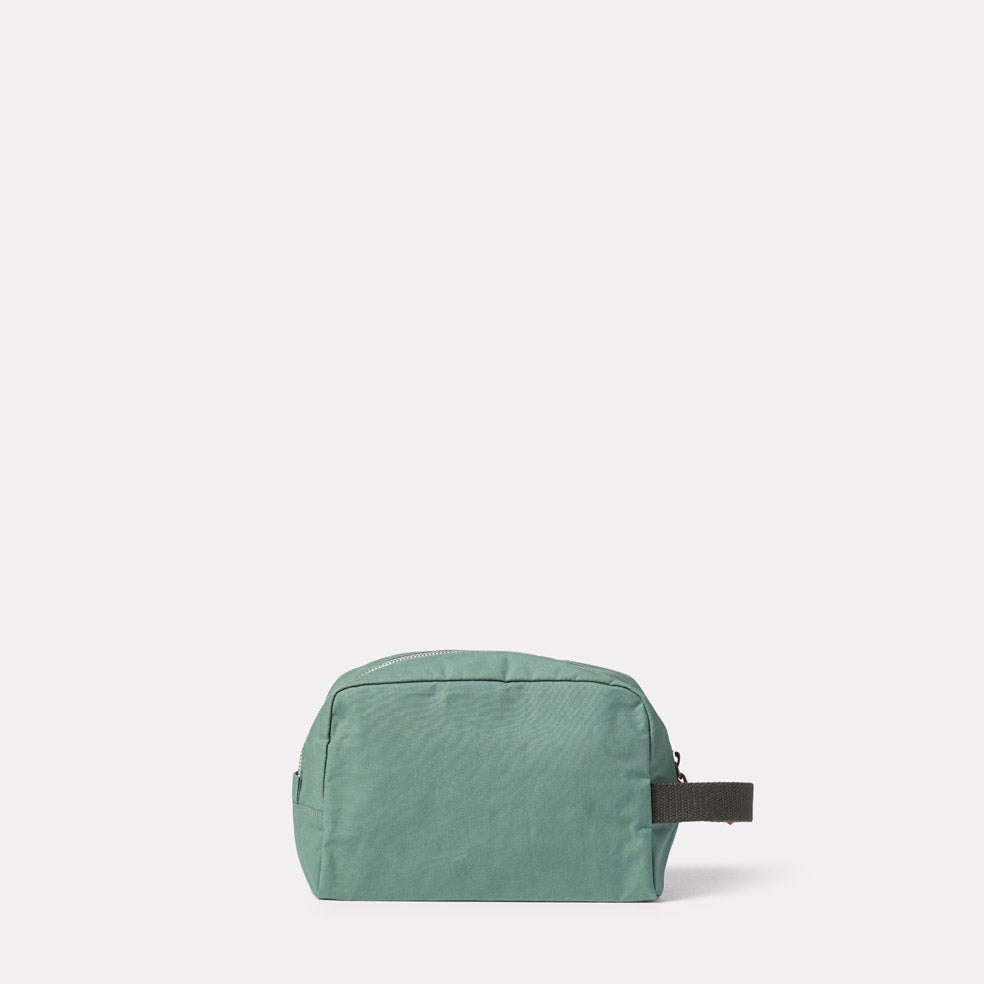 Simon Waxed Cotton Washbag in Green