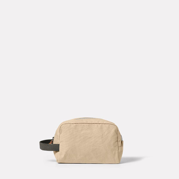 Simon Waxed Cotton Washbag in Putty Front