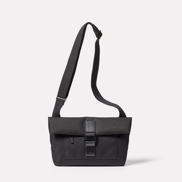 Travis Travel and Cycle Satchel in Black