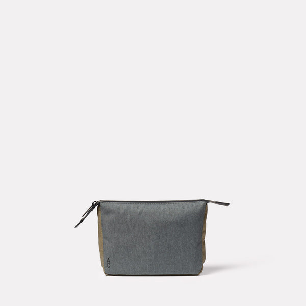 Wiggy Travel and Cycle Washbag in Drizzle & Green Front