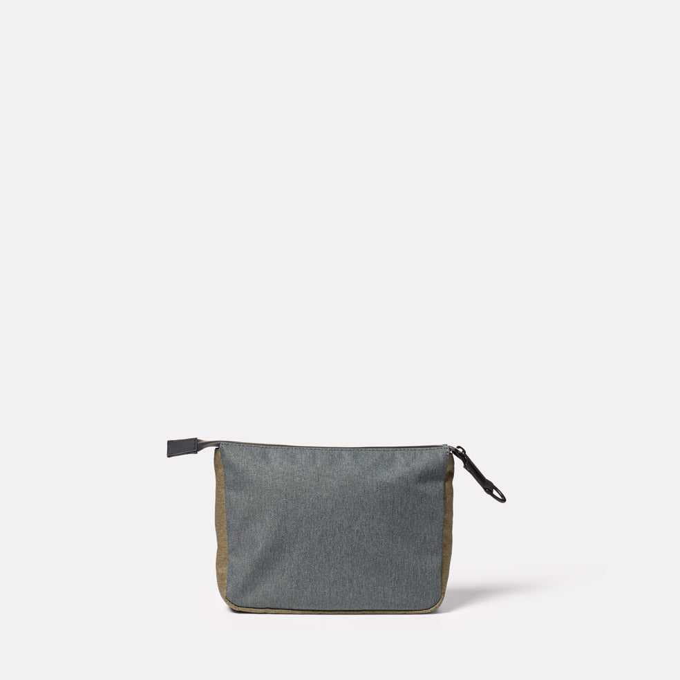 Wiggy Travel and Cycle Washbag in Drizzle & Green