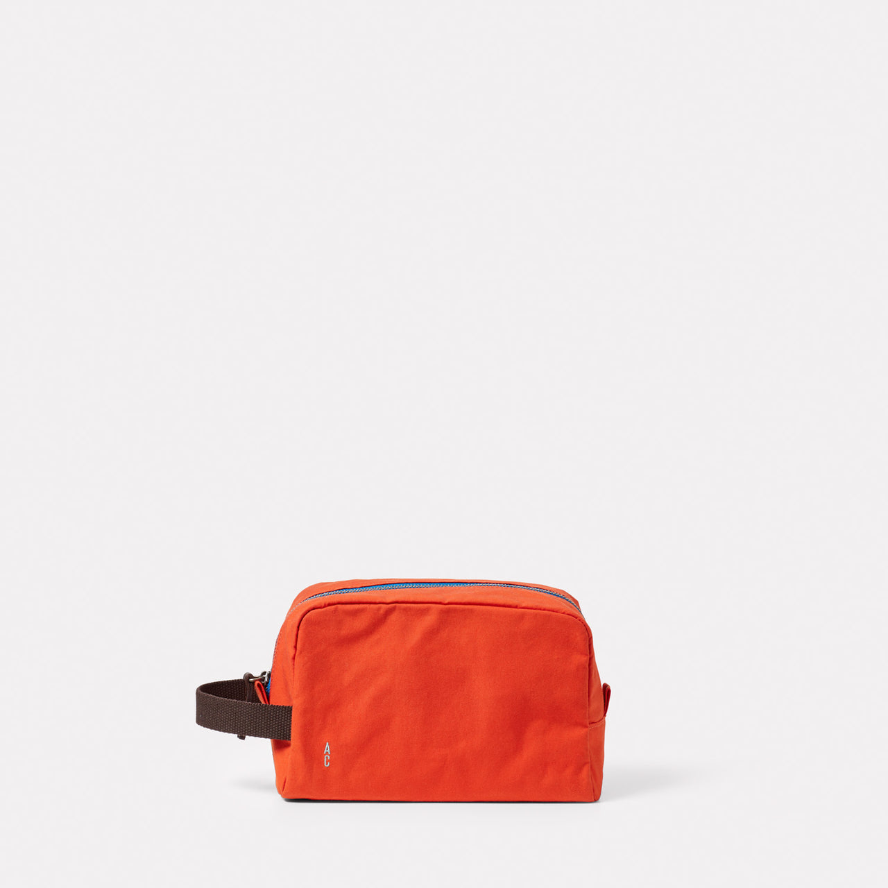 Simon Waxed Cotton Washbag in Terracotta