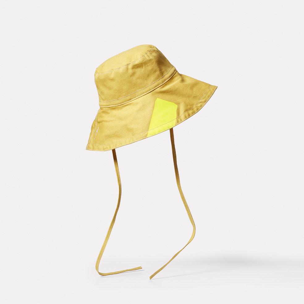 Shade Cotton Canvas Hat in Yellow