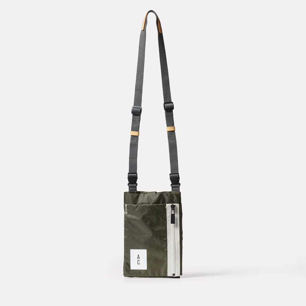 Herve Packable Pouch in Khaki