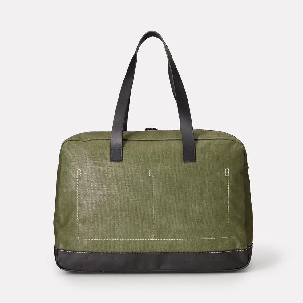 Dave Waxed Canvas Weekend Bag in Green