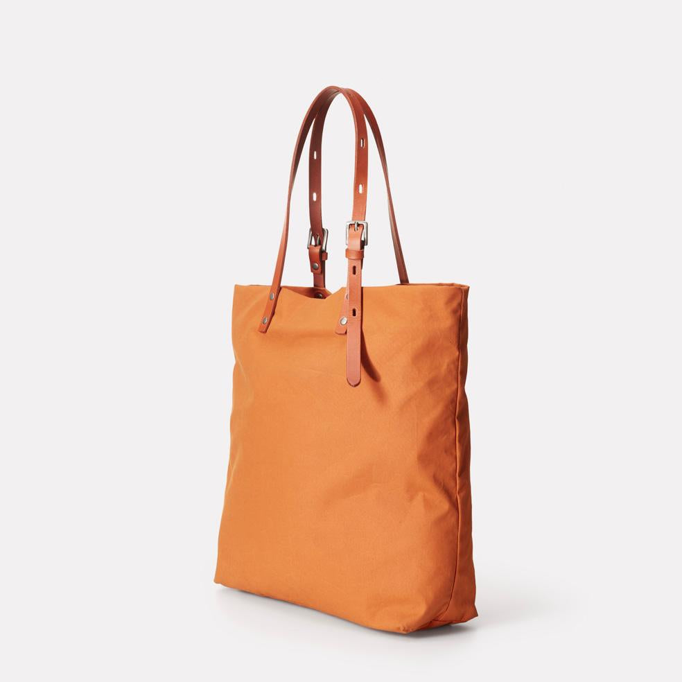 Natalie Waxed Cotton Tote in Orange